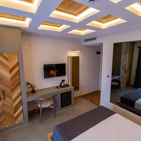 Leone Cunda Edition *